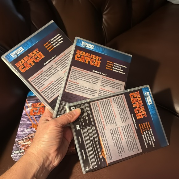 $5 bundled - Deadliest Catch the Complete Second Season and Season 3 DVDs - Picture 8 of 8